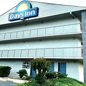 Days By Wyndham Northlake Motel
