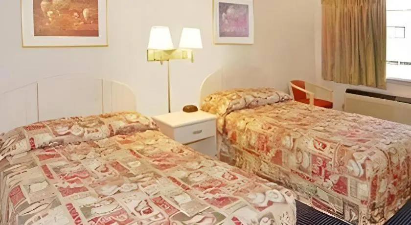 Econo Lodge Airport Норфолк