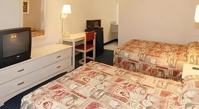 Econo Lodge Airport Норфолк Отель